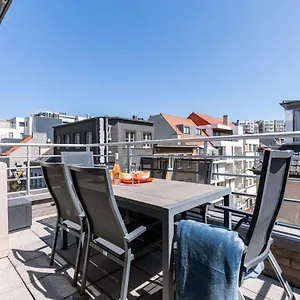 https://centrally-located-apartment-with-sunny-terrace.bruges-hotels.info